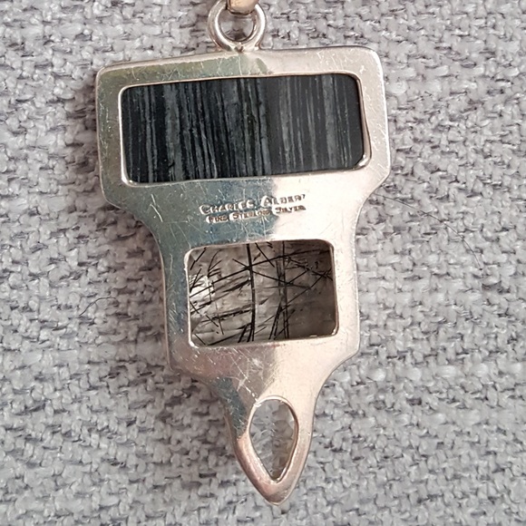 Women’s beaded necklace with Charles Albert pendant - Picture 4 of 10